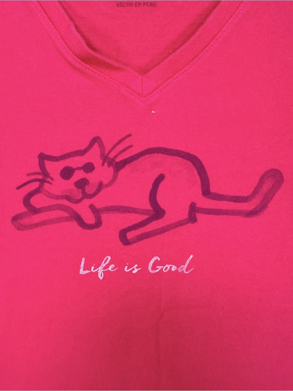 Life Is Good Bright Pink V-Neck Crusher Tee Medium Short Sleeve Cat Graphic